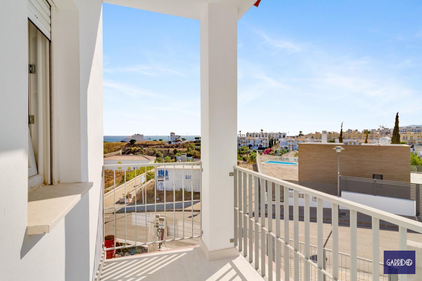 Chalet en venta en construcción en Torre del Mar, 257.950 € (Ref.: Mirador Beach)